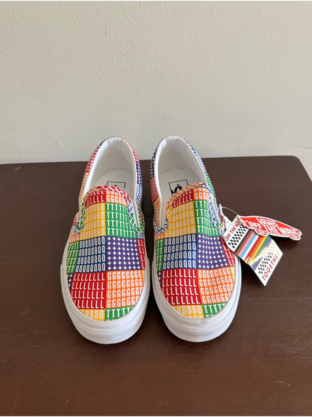 Vans Unisex Low-Top Pride Sneakers Skate Shoe Slip On 6.5W 5M - Picture 2 of 10